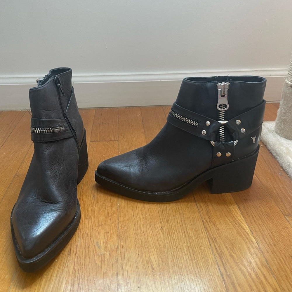 Black Ankle Boots with Zipper Detail